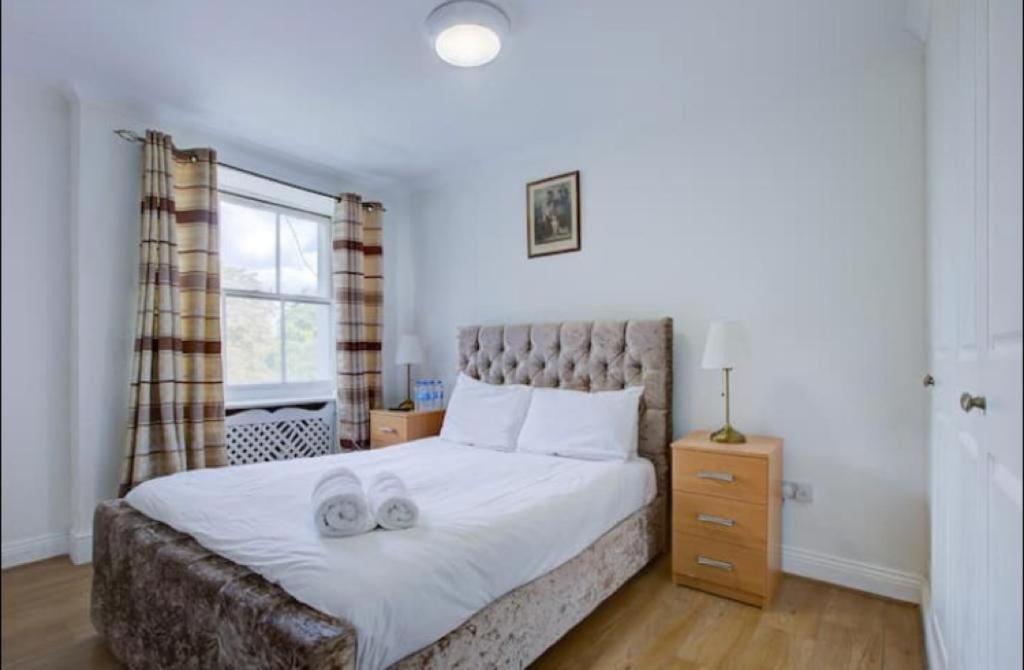 Benqi Apartment Лондон Екстериор снимка